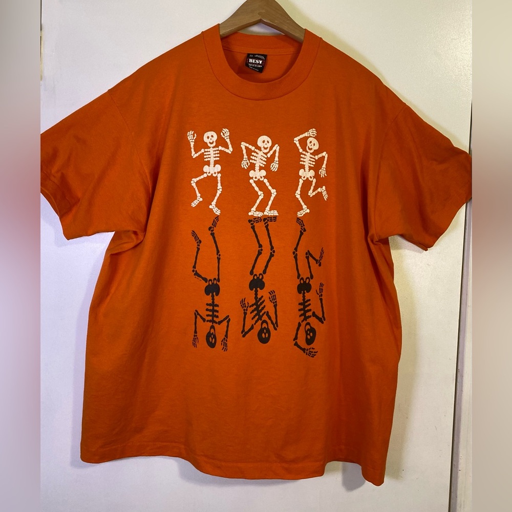 VTG Fruit of the Loom Halloween Skeletons TShirt Orange Single Stitch  USA XL